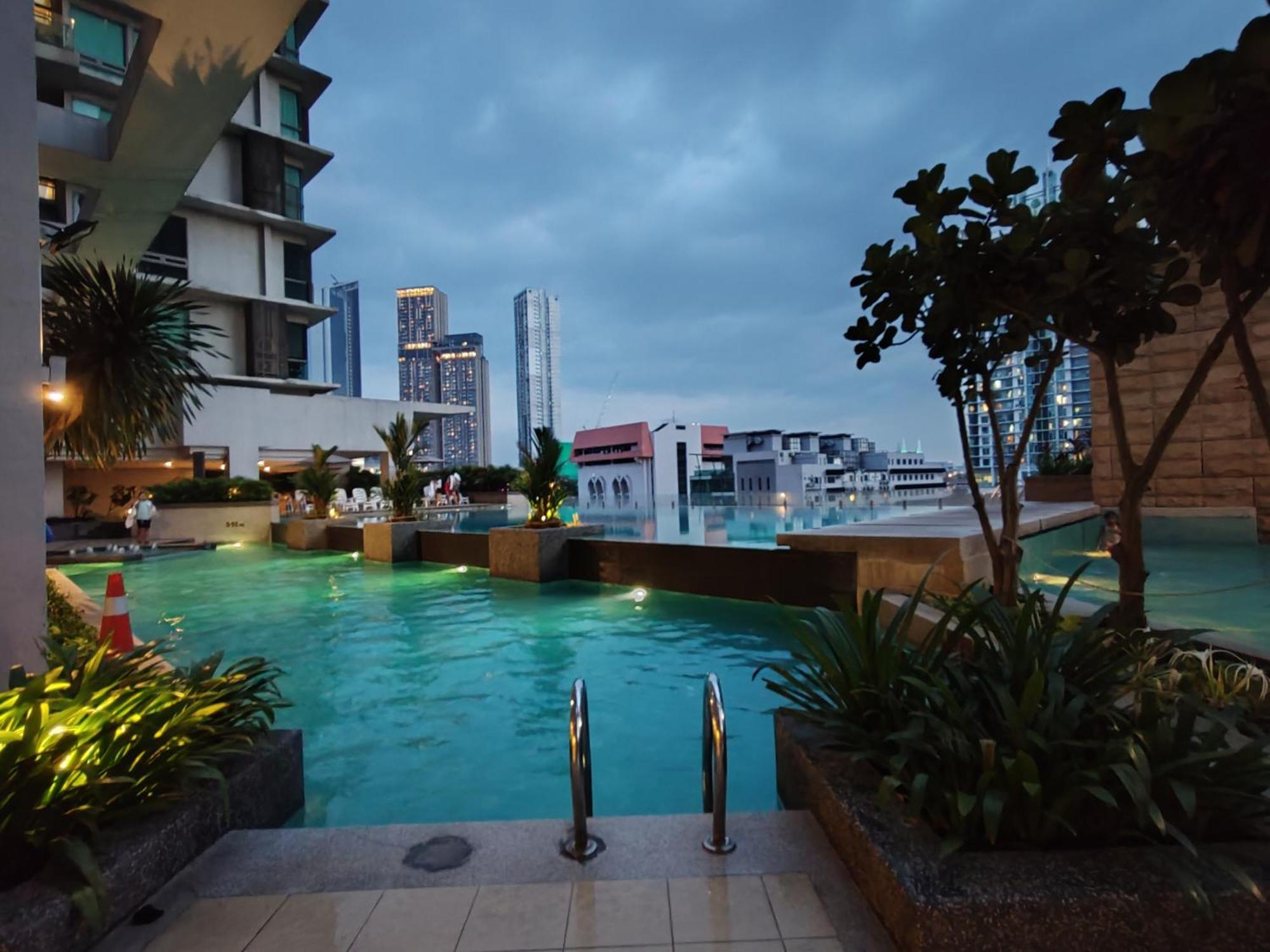 No Other Fee - Swiss Garden By The Boston House Kuala Lumpur Bagian luar foto